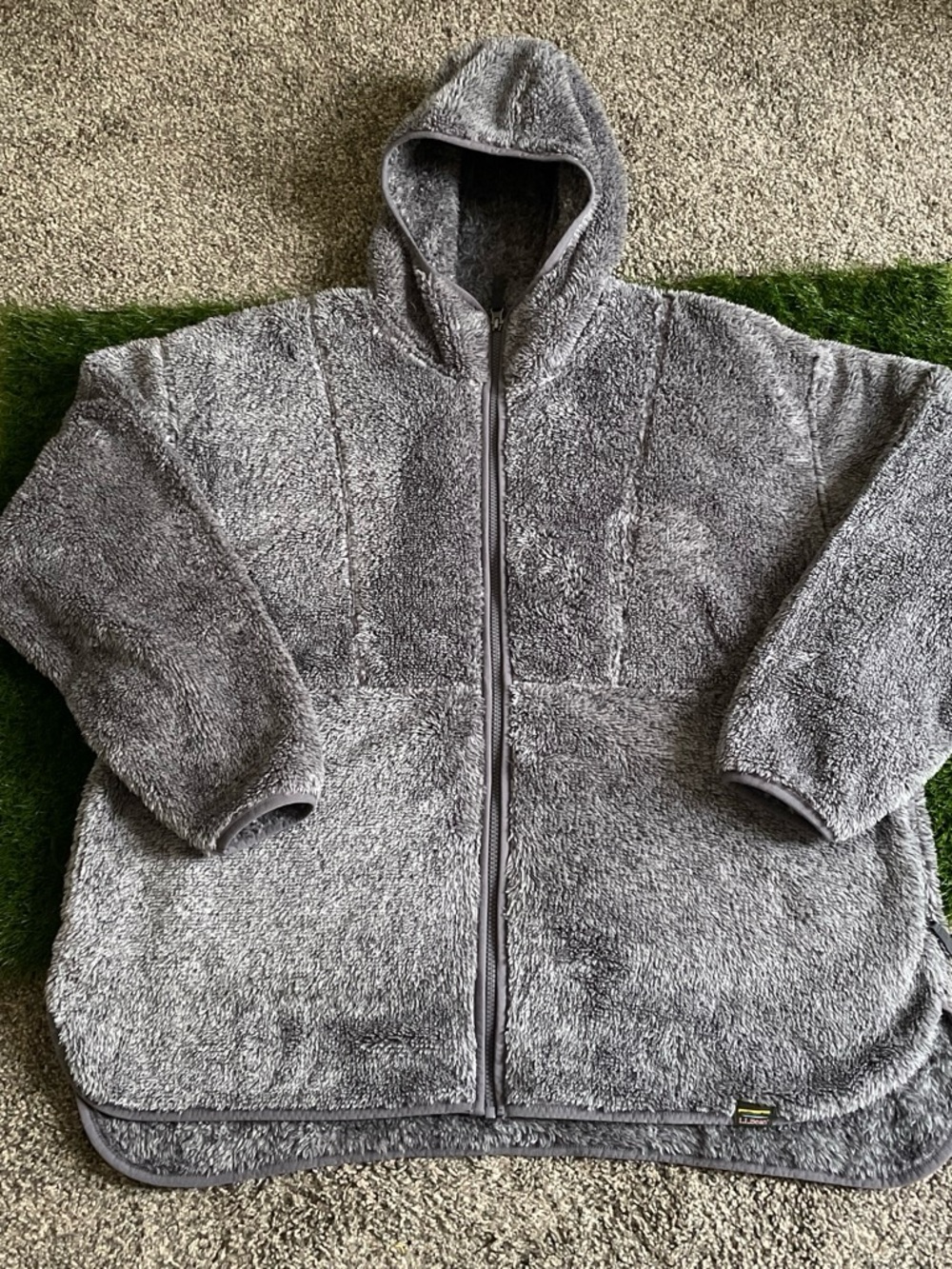 L.L.Bean Gray fleece full zip Hooded jacket with pockets
